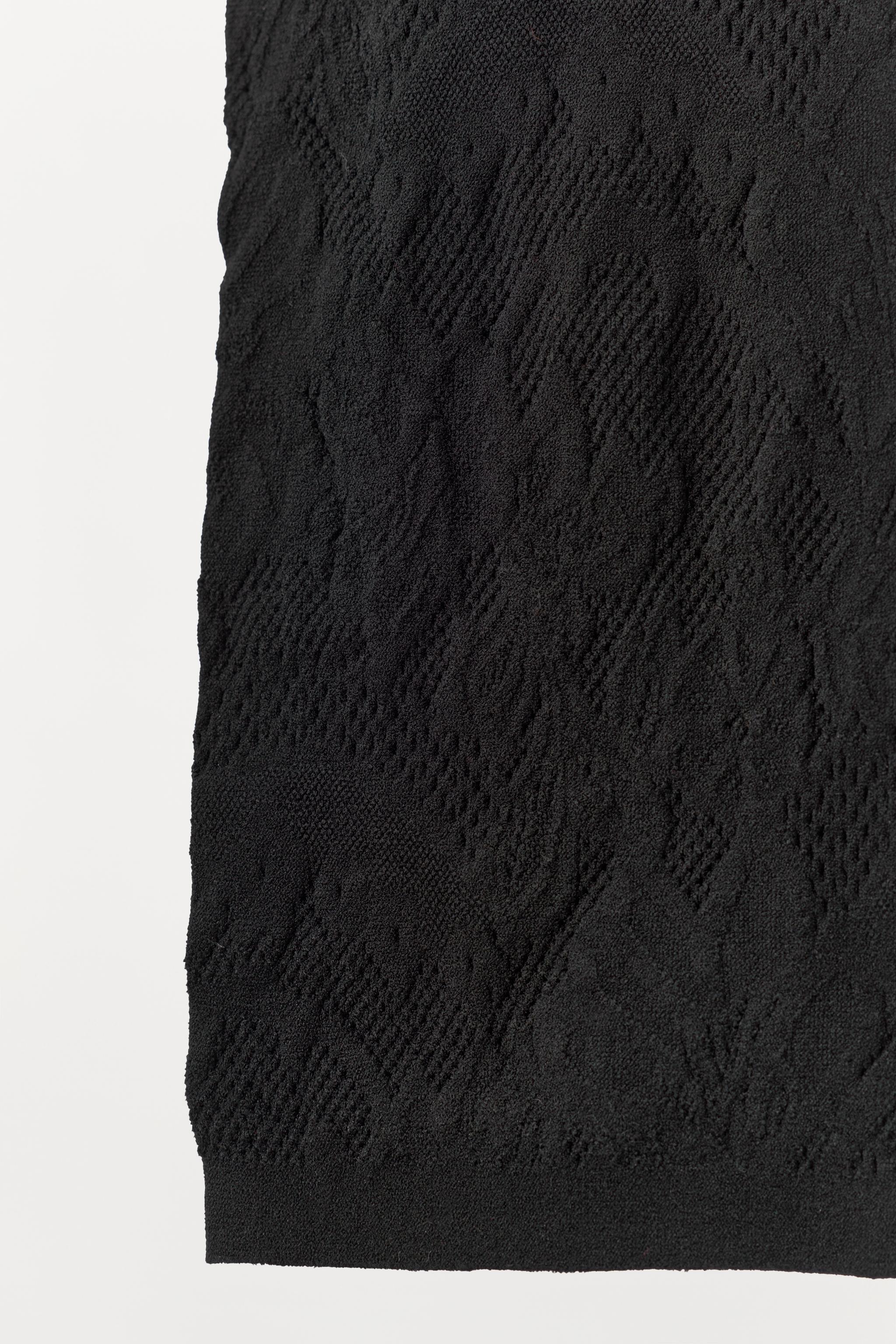 LEGGING SANS COUTURE EN DENTELLE